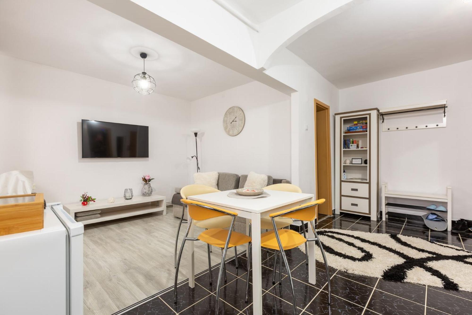 Apartament Alexandru - Central Mediaş Eksteriør billede